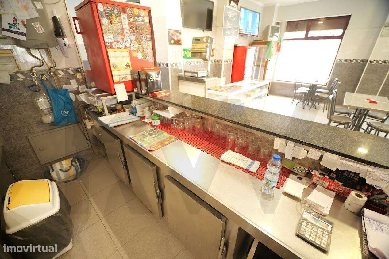 Café em Funcionamento para Venda na Cavaleira - Algueirão - Mem Martin - Grande imagem: 3/18