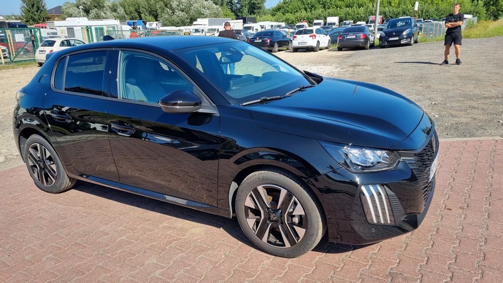 Peugeot 208 II (2019-) Benzin 100 Allure 2025