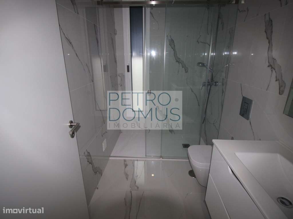 APARTAMENTO T3 DUPLEX NO CENTRO DE LEIRIA-7