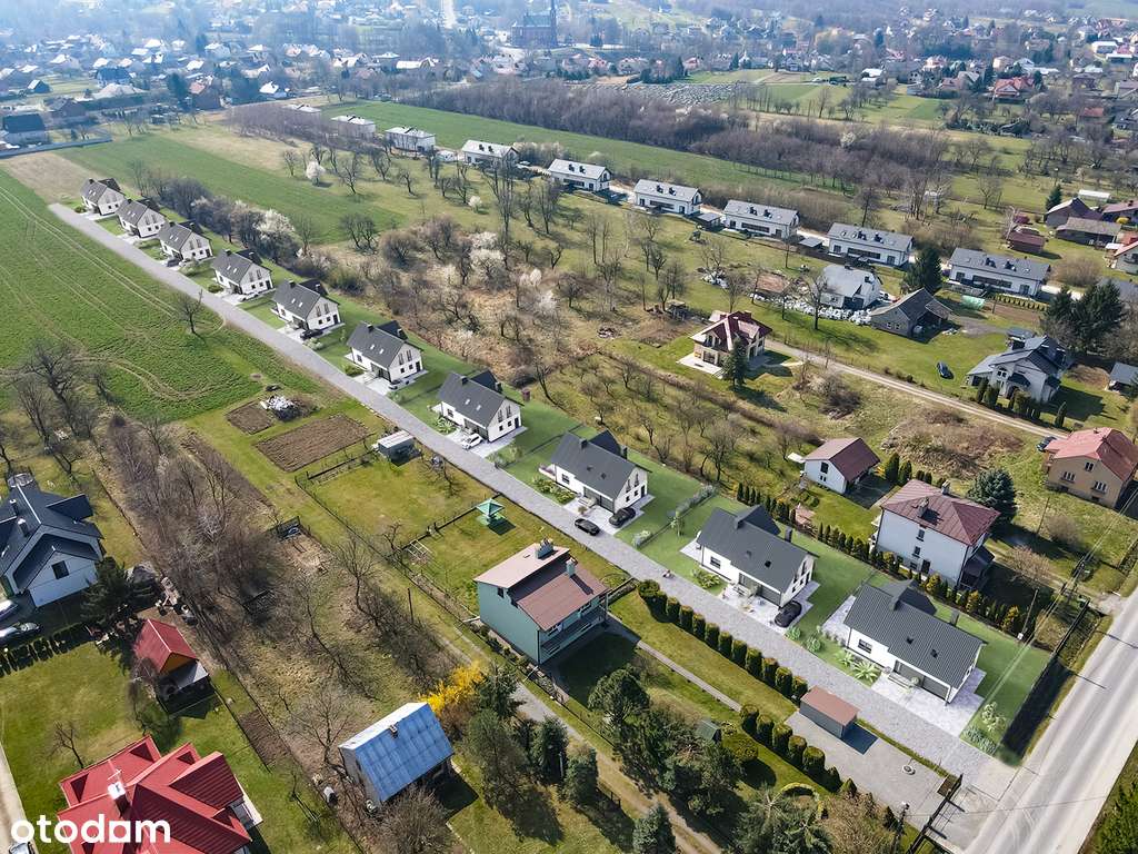 Malawa/domy wolnostojące z garażem/duża działka - Pełny obrazek: 4/7