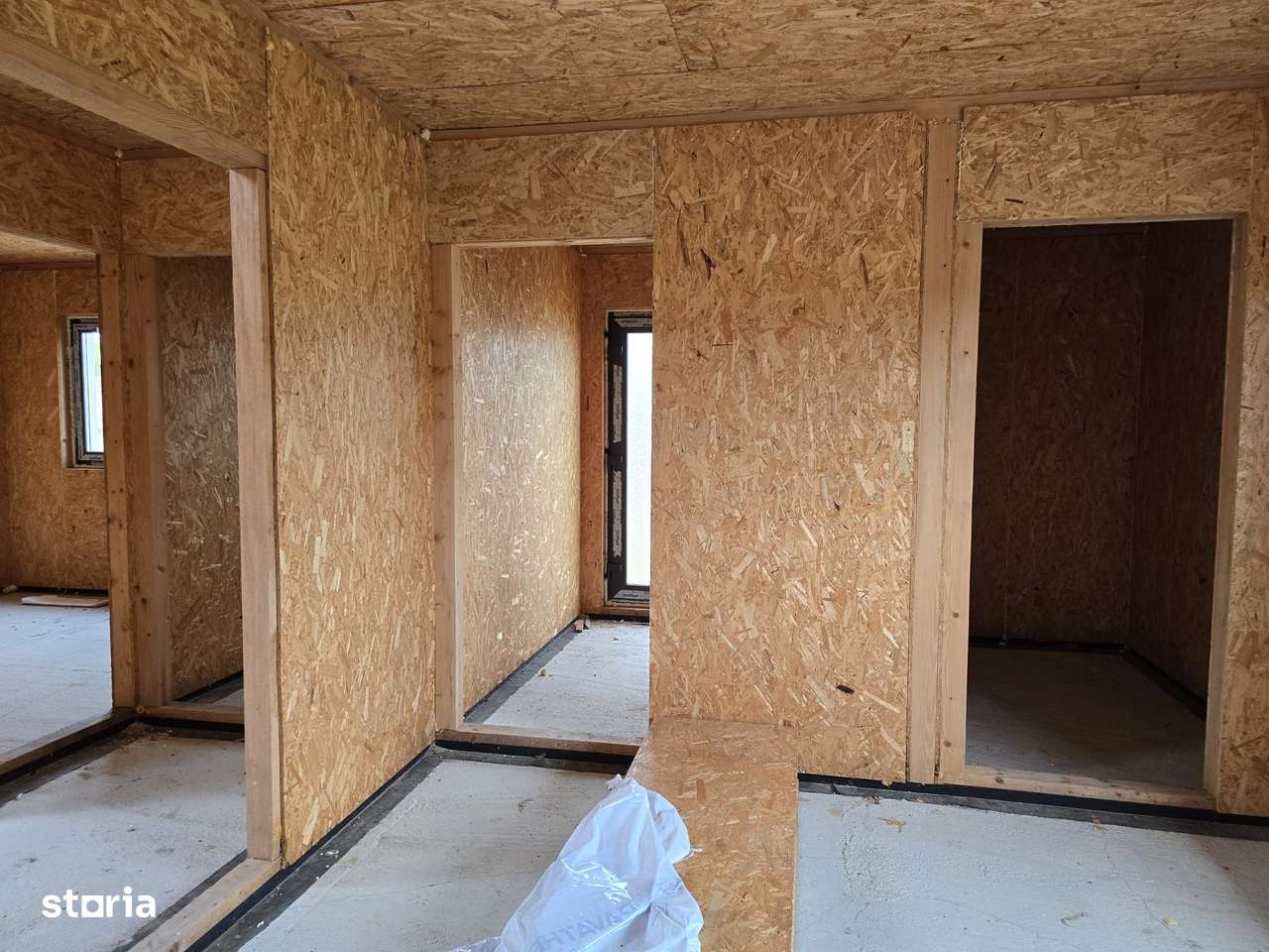 Casă plan parter 103 mp, teren 1000 mp,  66.000 euro! - Imagine principală: 5/10