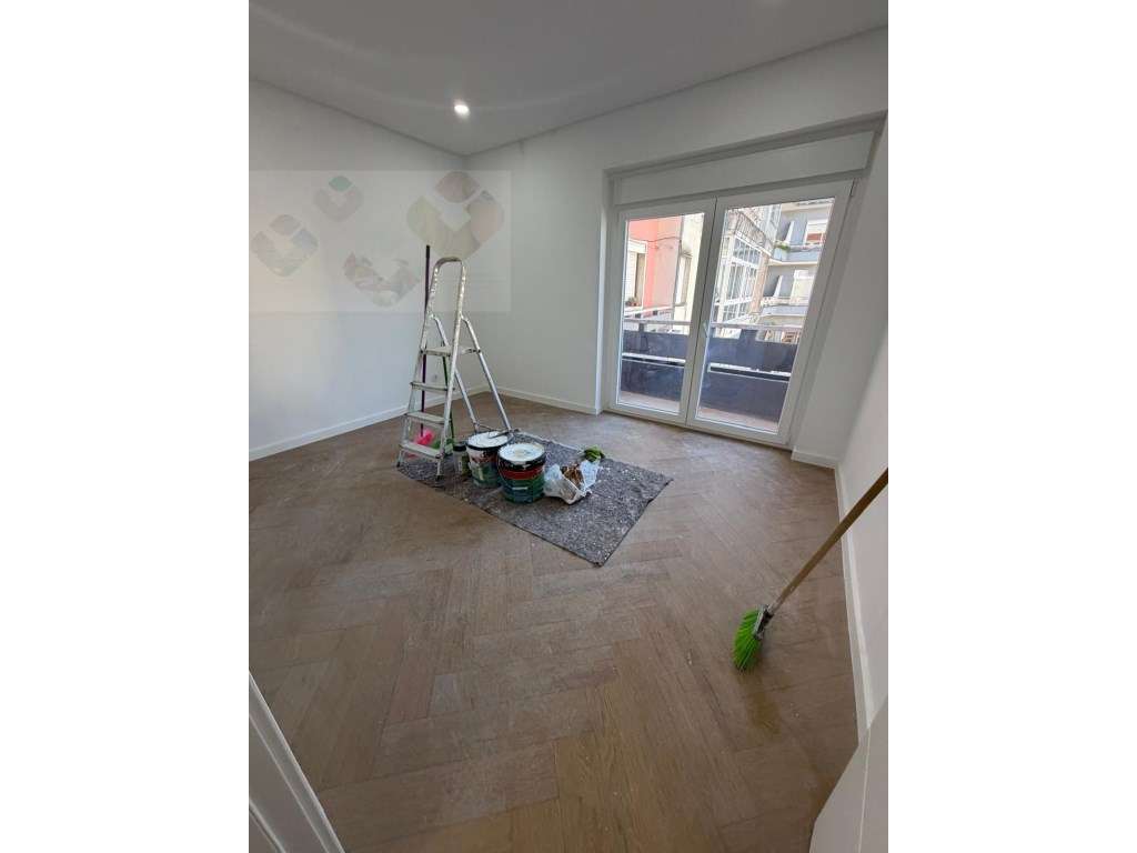 Apartamento T3 Venda Amadora-9