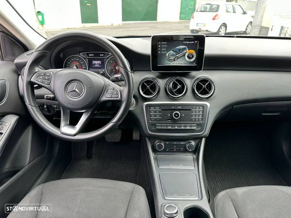 Mercedes-Benz A 180 d Style Aut. - 17