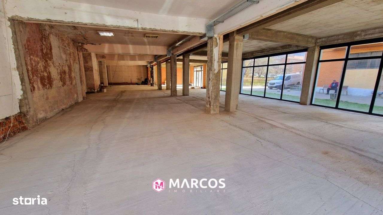 Spațiu comercial cu vad excelent la Piața Sud - ID 1072 - Imagine principală: 5/11