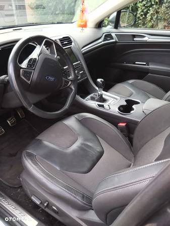 Ford Mondeo - 4