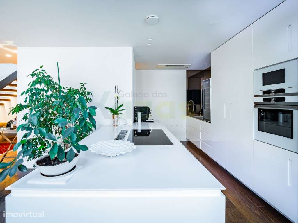 T3 de LUXO no Edifício Moagem Heritage em Leiria.-3