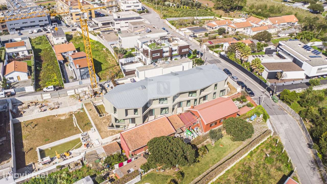 Moradia T3+1 em Canidelo a escassos metros da linha de mar-28