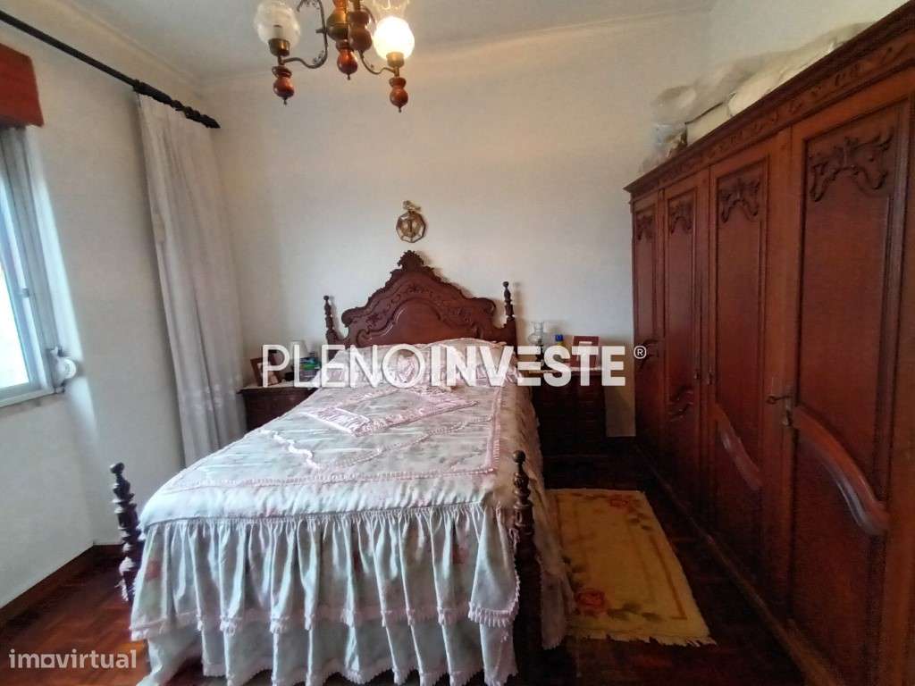 Apartamento T2 à venda na Torre da Marinha-11