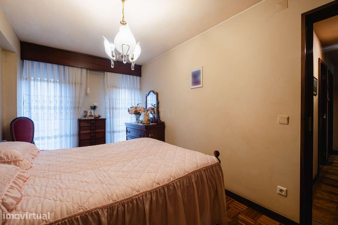 Apartamento T3 para Recuperação na Senhora da Hora, Matosinhos-23