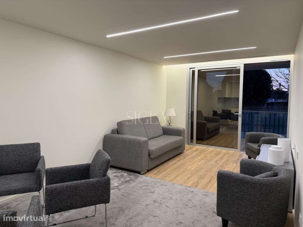 T1 na Praia da Madalena - Grande imagem: 4/20