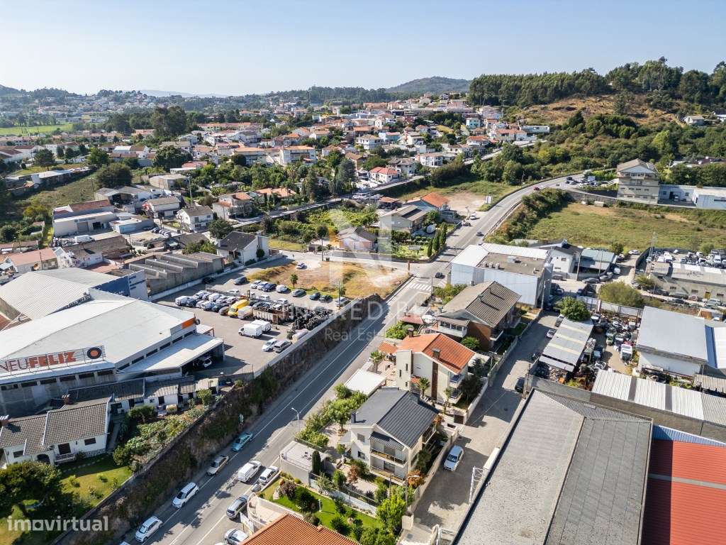 Moradia T3 Individual em Celeirós, Braga-37