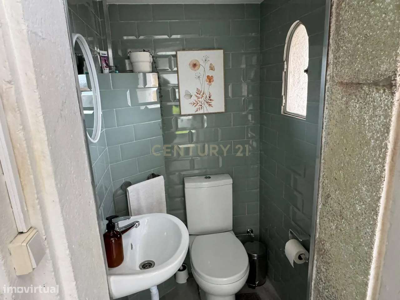 Prédio de Charme na Praça da República – Centro do Porto-11