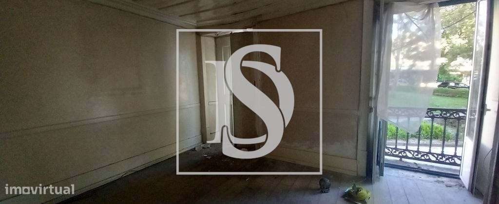 Prédio - Alcântara (Lisboa)-3