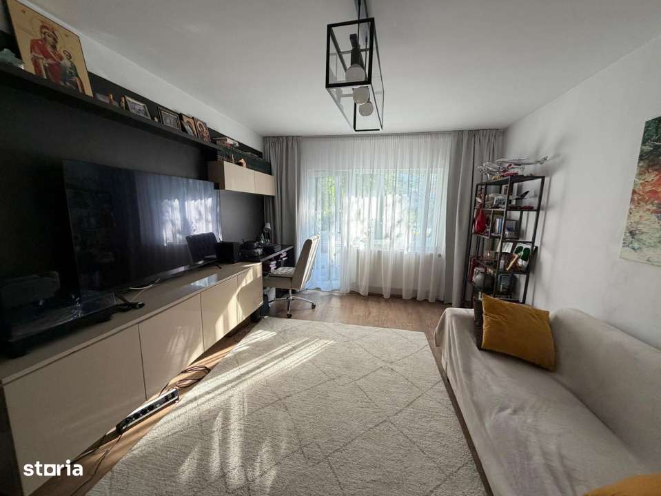 Apartament ultrafinisat cu 3 camere, mobilat si utilat, zona Ciortea !-3