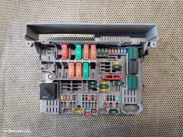 Caixa Fusiveis Bmw 1 (E81) - 2