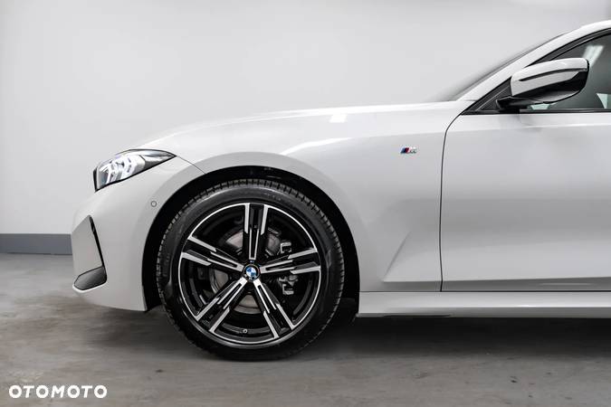 BMW Seria 3 318d M Sport - 16