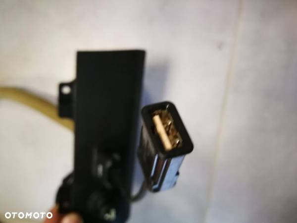 Honda Jazz 2012 kabel USB do radia - 5