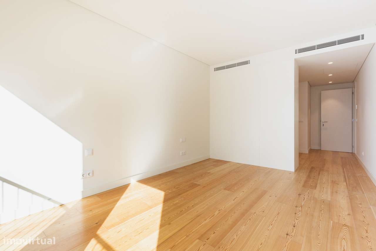 Duplex T4 – Empreendimento Conde de Lima, Lisboa-23