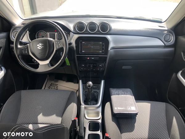 Suzuki Vitara 1.6 XLED 2WD - 10