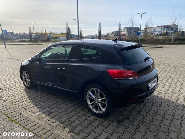 Volkswagen Scirocco 2.0 TSI DSG - 13