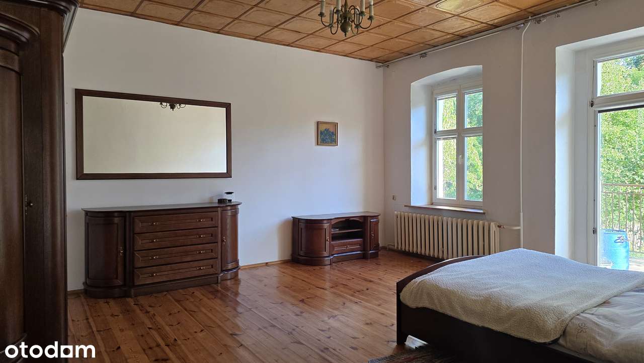 Dom jednorodzinny z budynkiem gospodarczym na dużej działce-3