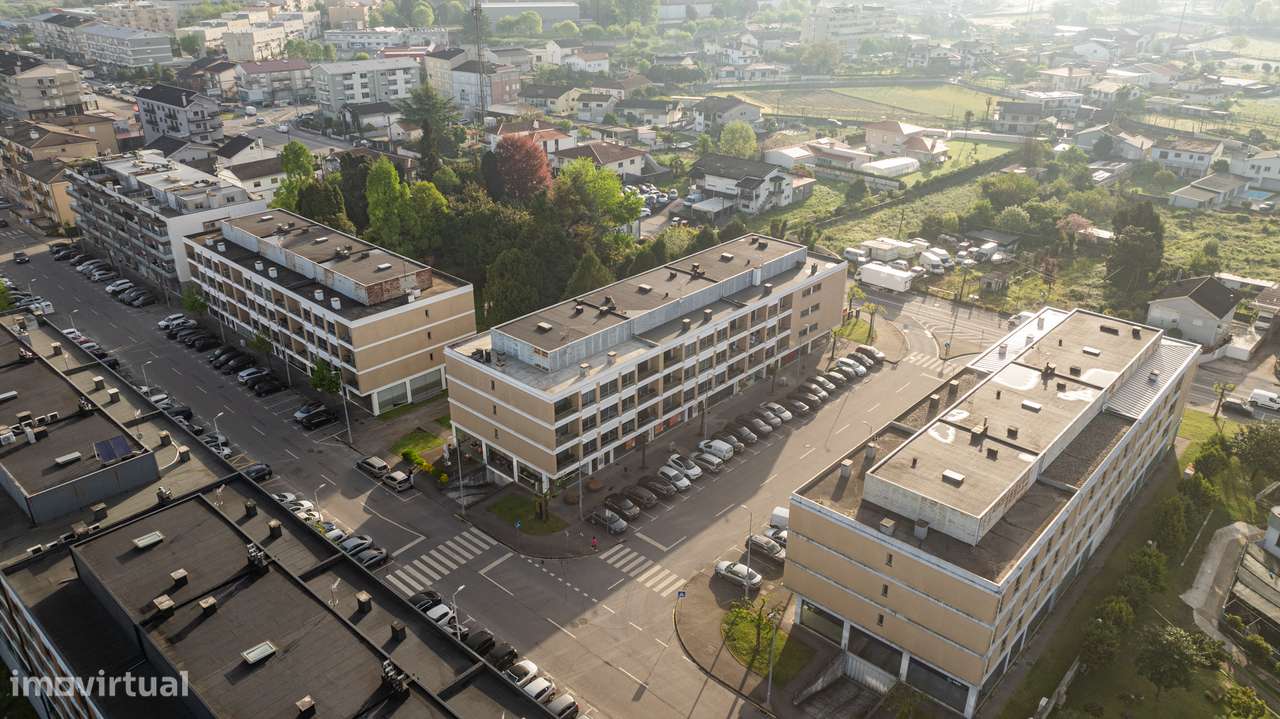 Apartamento T3 renovado em Celeirós-24