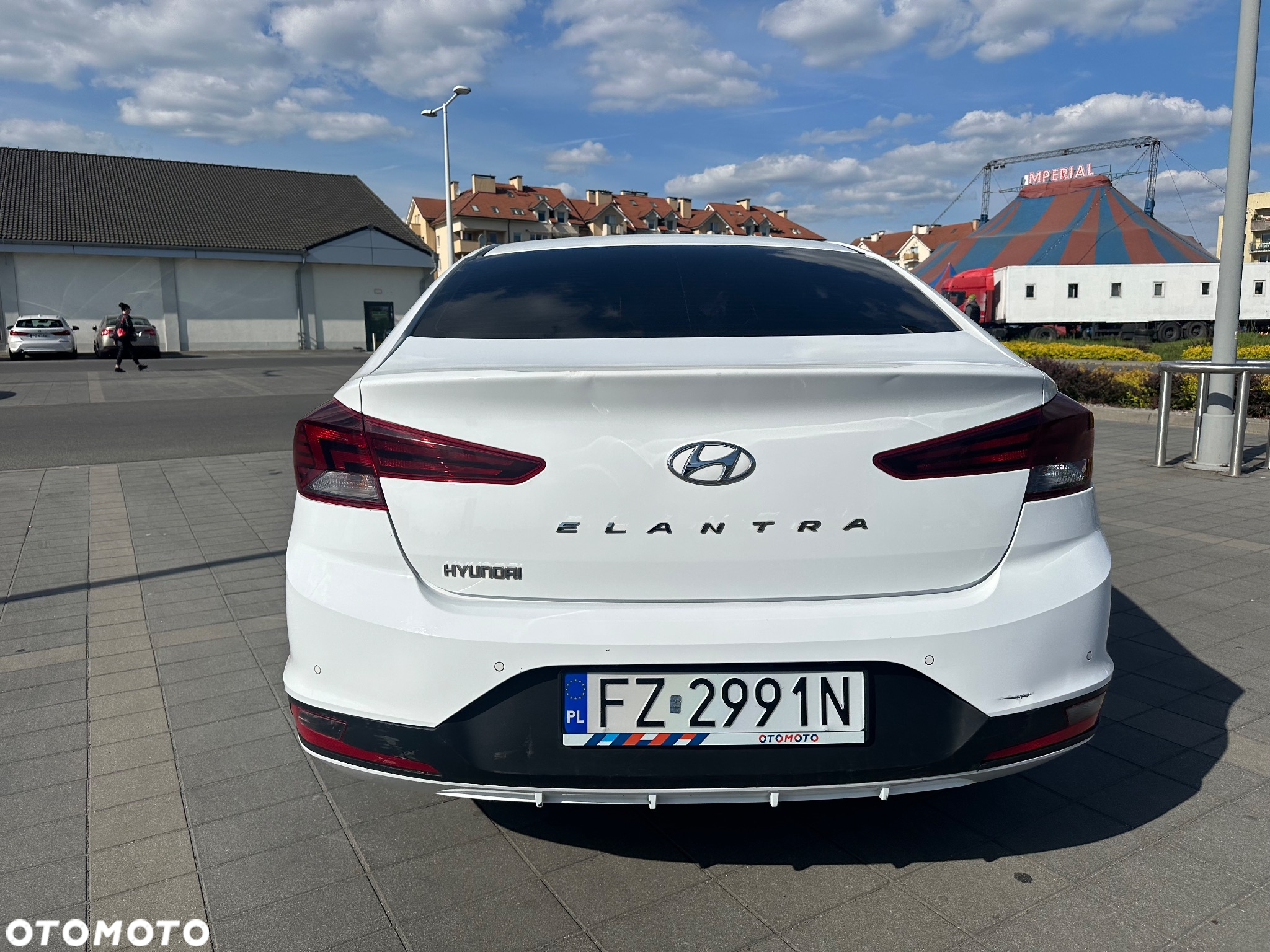 Hyundai Elantra 1.6 Classic Plus - 5