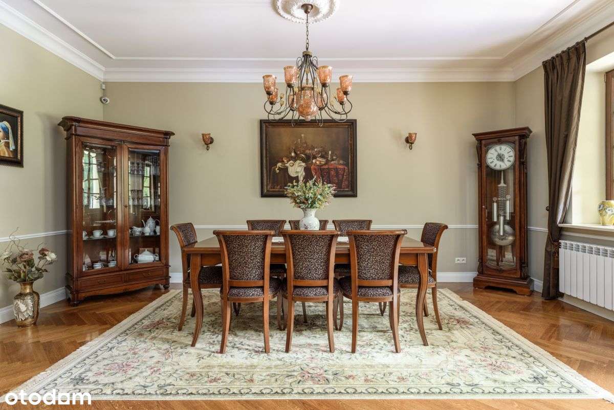 Rezydencja z pięknym ogrodem !!!-9