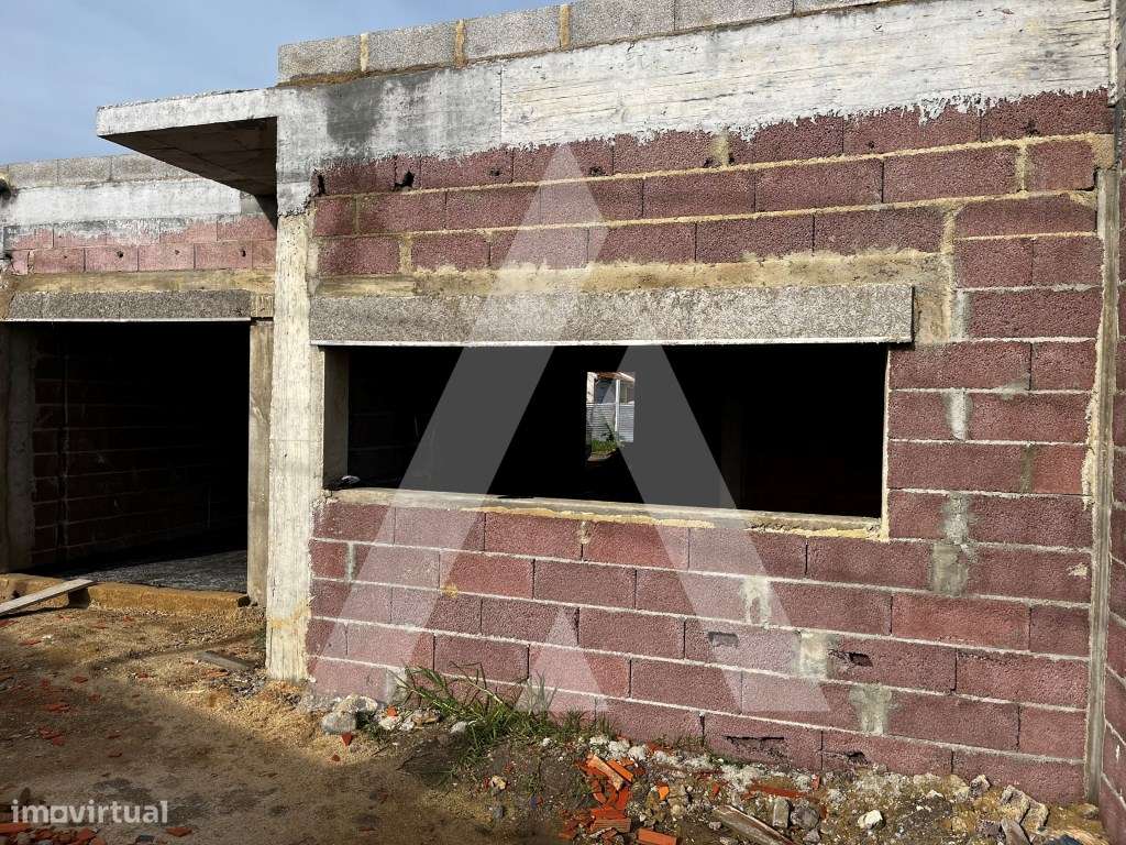 Moradia térrea de tipologia T3 em construção, a poucos minutos do c...-28