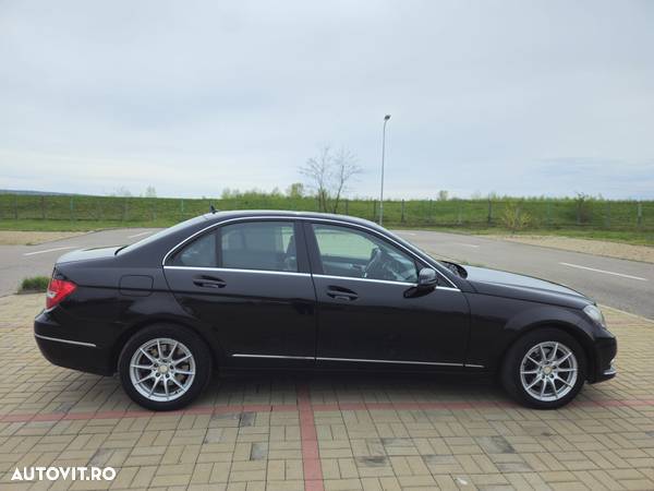 Mercedes-Benz C 220 CDI DPF Avantgarde - 5