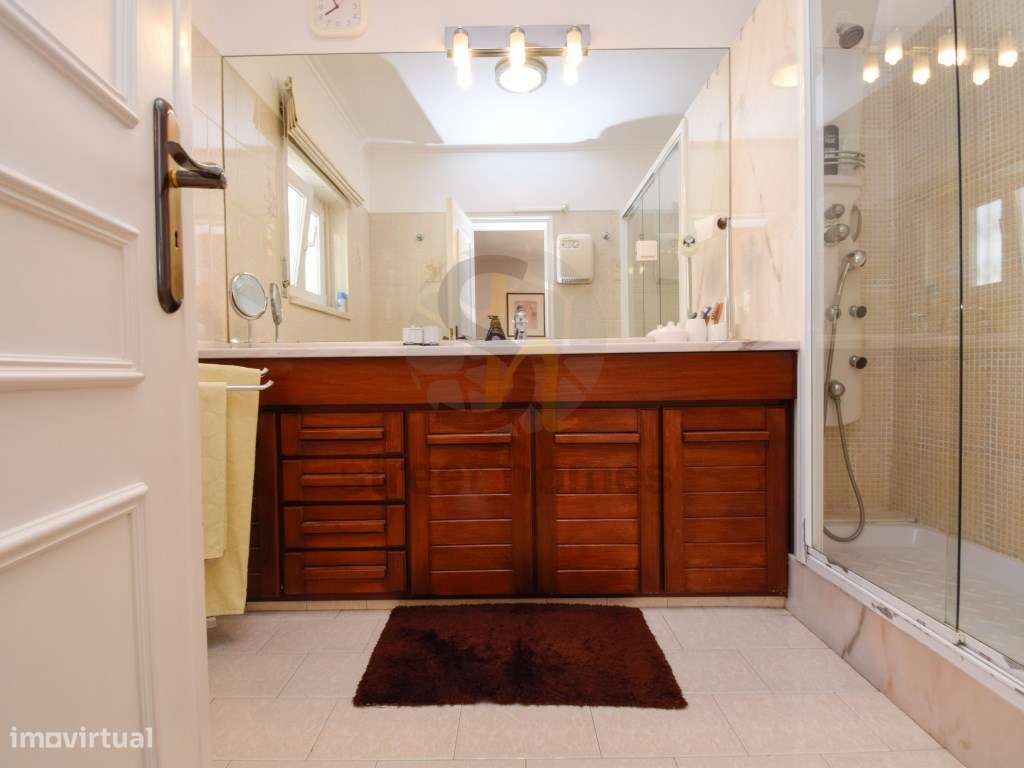 Moradia T6 com piscina na Quinta da Bicuda Cascais-22