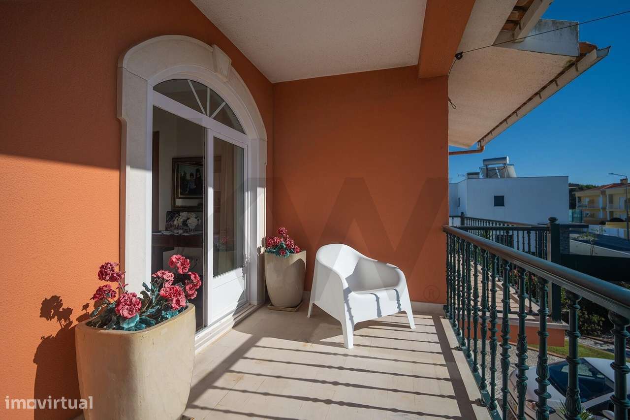 Moradia T5 à venda em Vale de Janelas, Santa Cruz – terreno 2.075 m2 e-14