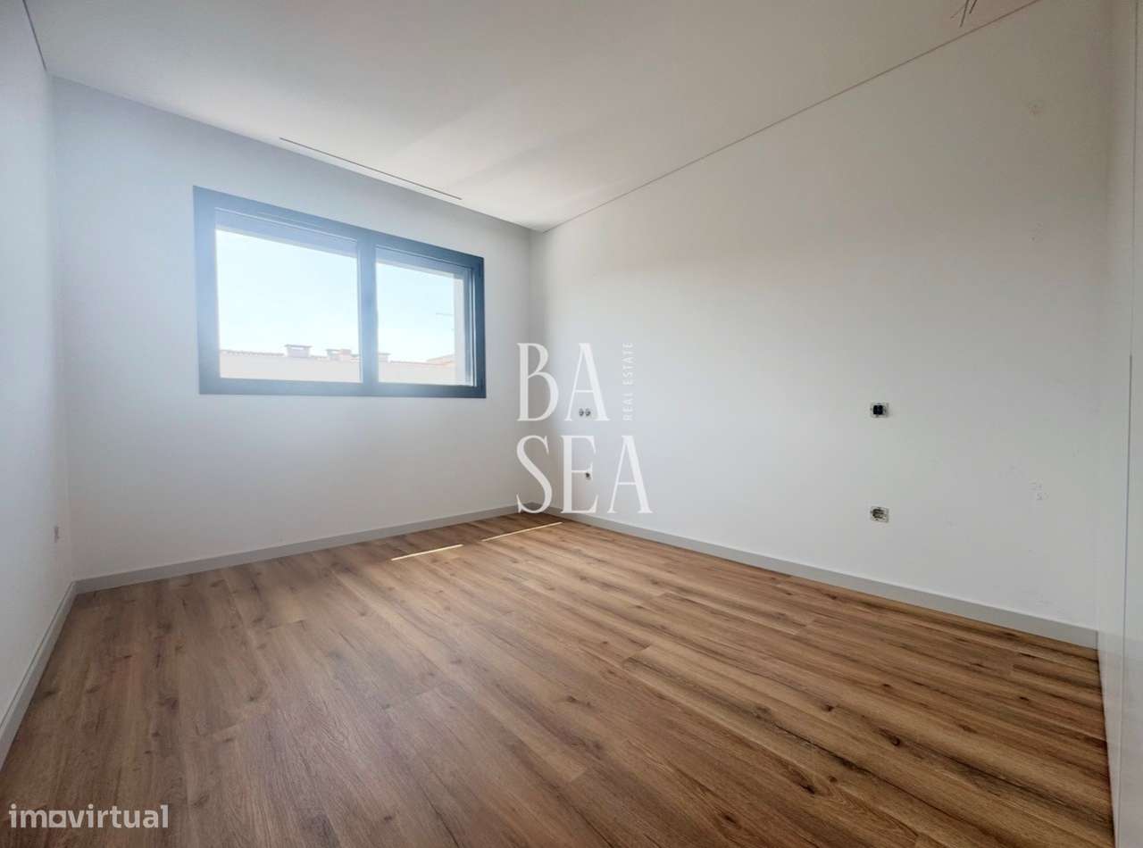Apartamento T3 condomínio fechado  terraço em Celeiros Braga-12