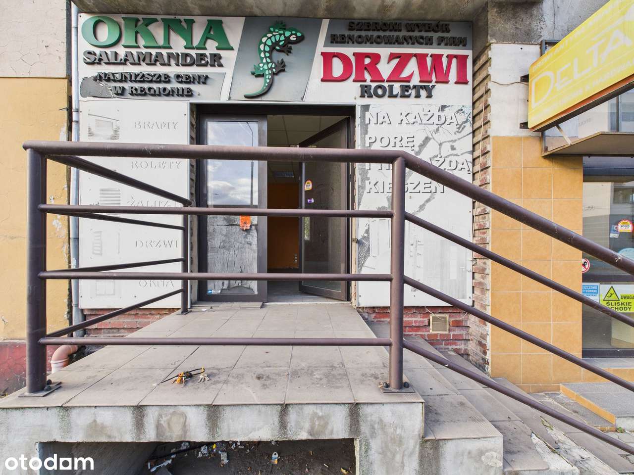 Lokal 21,5m Będzin Piłsudskiego 20 Super Lokalizacja w Ścisłym Centrum-0