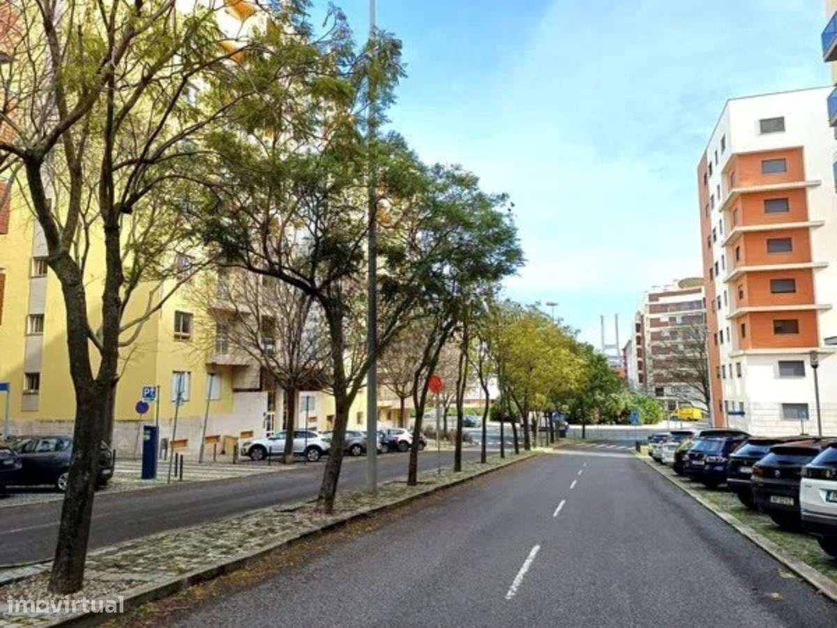 Apartamento T4 Venda em Parque das Nações,Lisboa-56