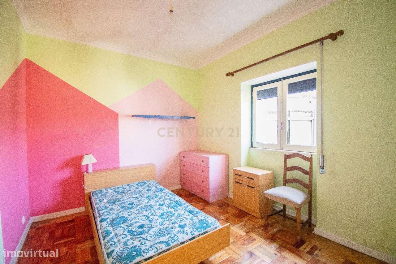 Moradia com Garagem, Palheiros - Grande imagem: 5/13