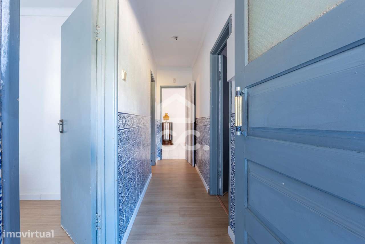 Moradia T2+2 com garagem e vista Serra de Montejunto em Murteira, Cada-6