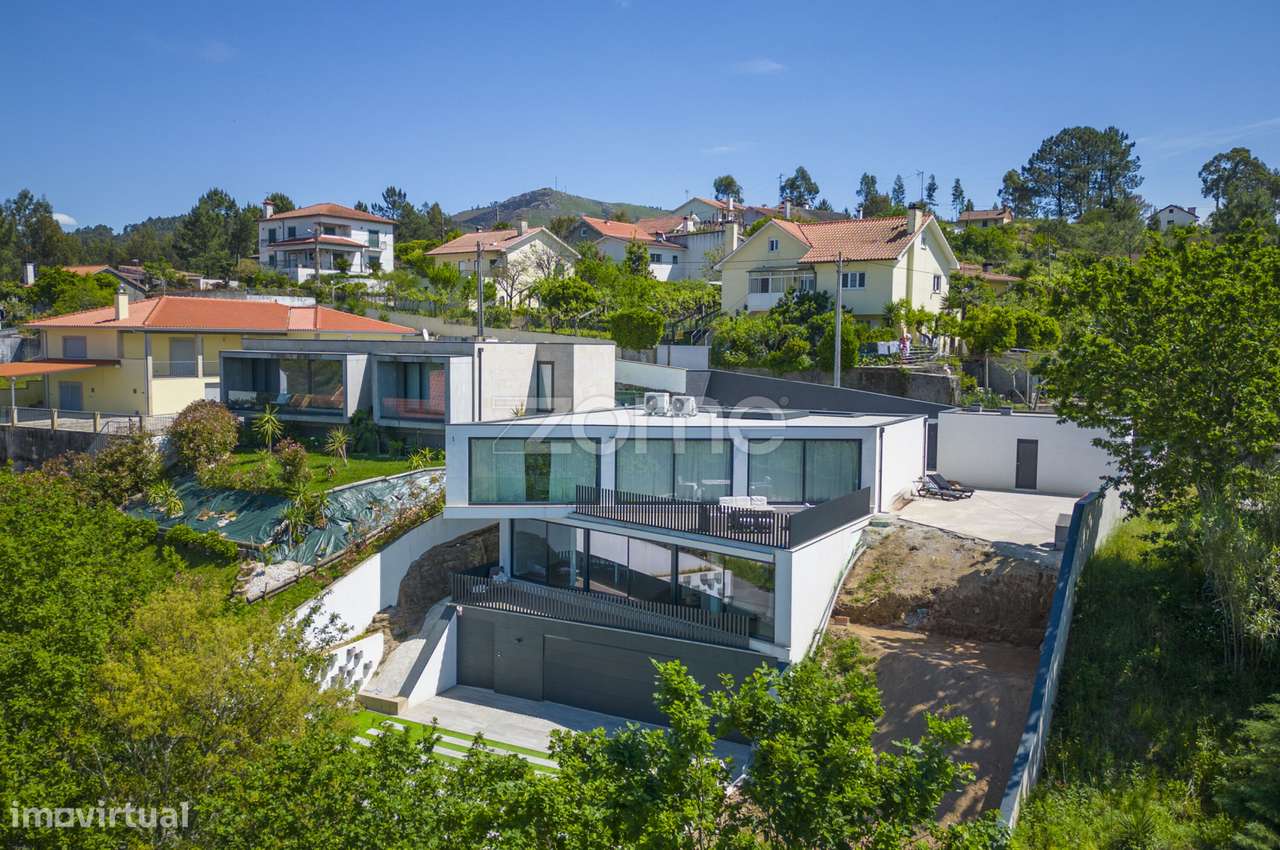 Moradia T3 com 350m2 em Ribeira, Ponte de Lima - Grande imagem: 5/51