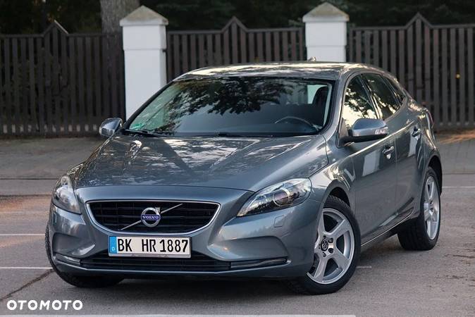 Volvo V40 D2 Summum - 2