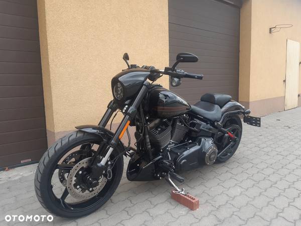 Harley-Davidson Softail Breakout - 6