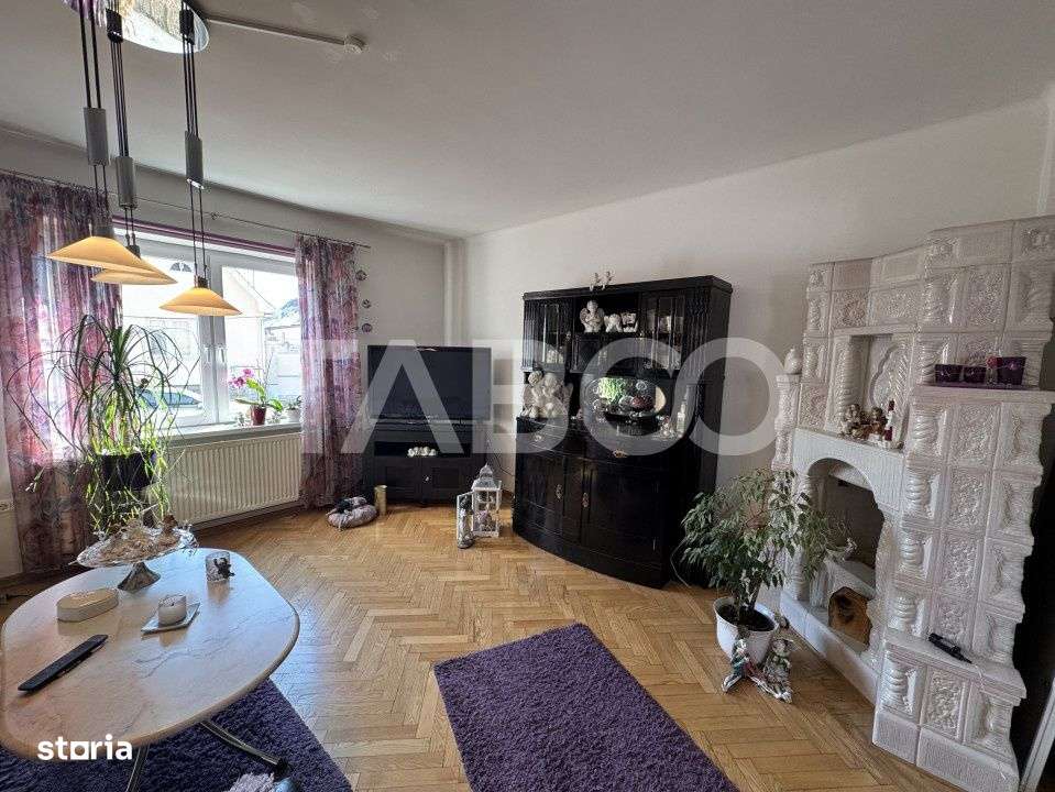 Casa individuala + apartament 2 fronturi teren 584 mp Turnisor Sibiu - Imagine principală: 5/19