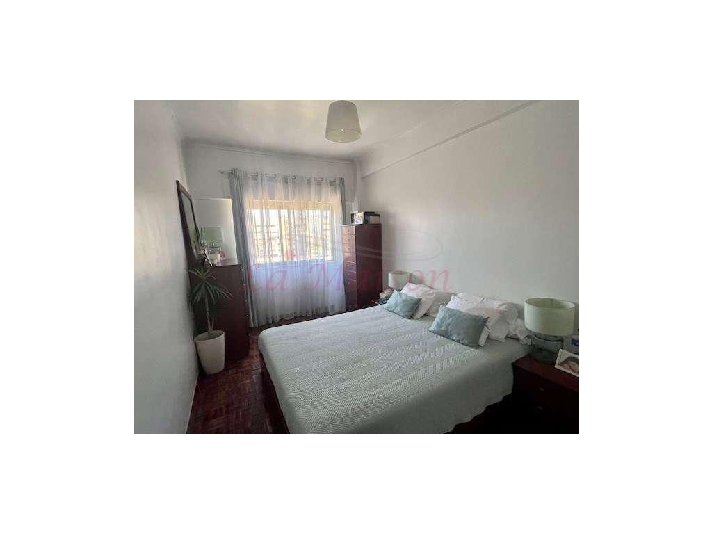 Apartamento T2 no Infantado-23