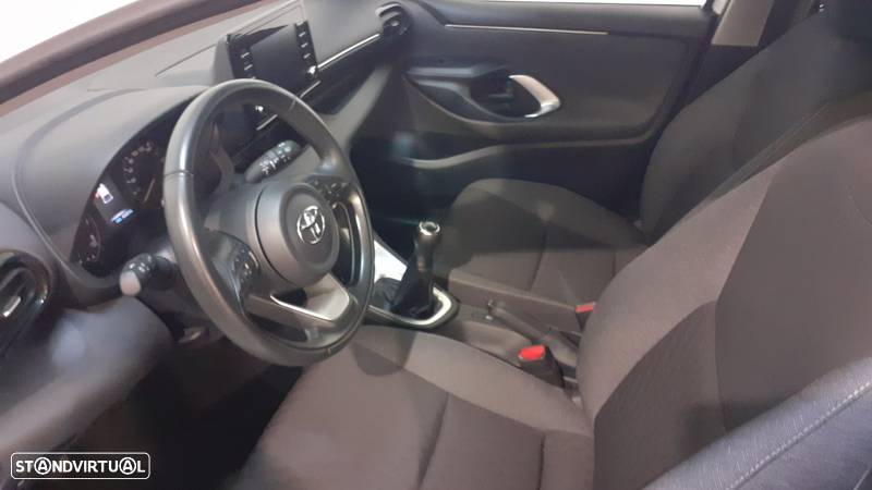 Toyota Yaris 1.0 VVT-i Comfort Plus - 11