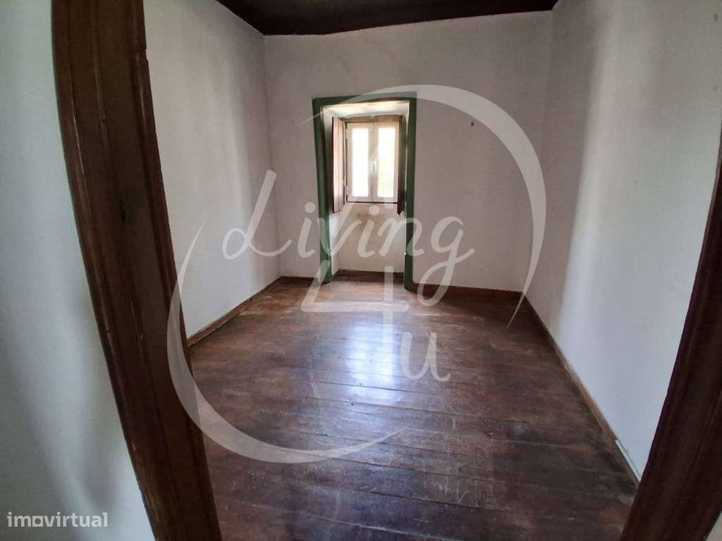 Moradia T5 em Aljubarrota-16