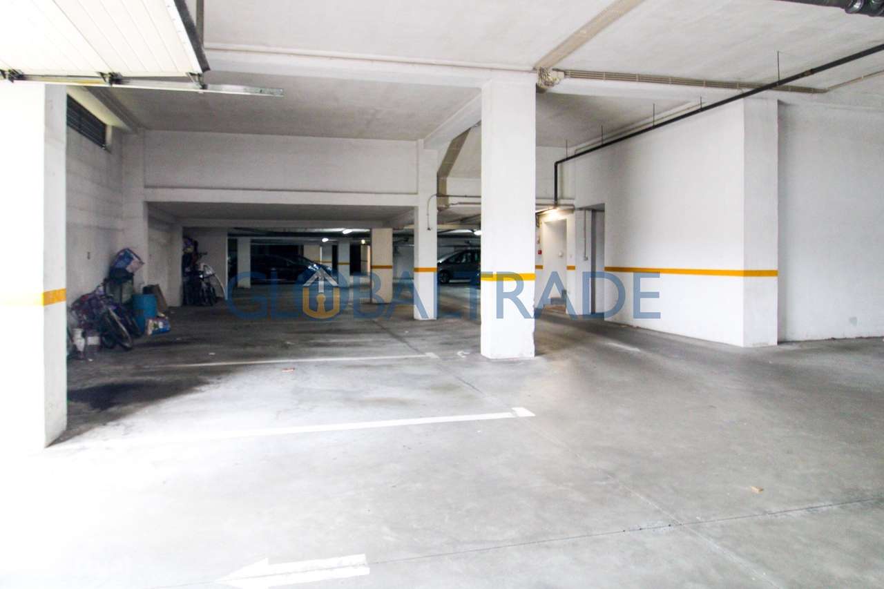 Apartamento T3 Renovado - Condomínio Fechado em Rio Tinto-41