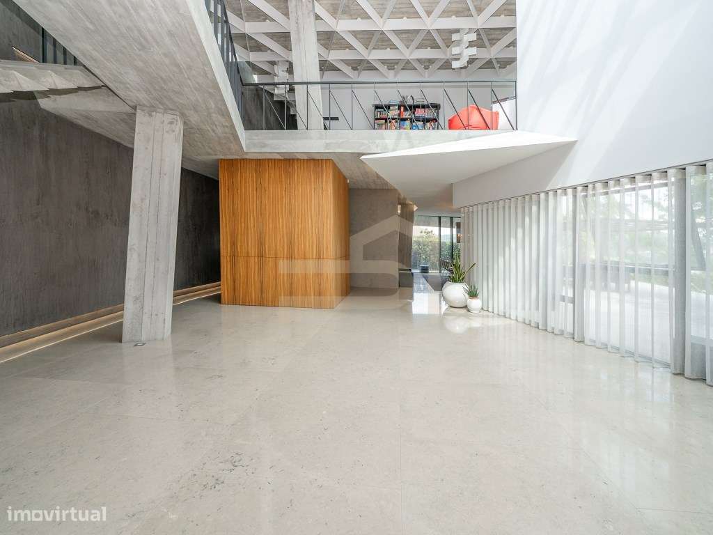 Exclusiva Moradia de Luxo com Design Contemporâneo-8
