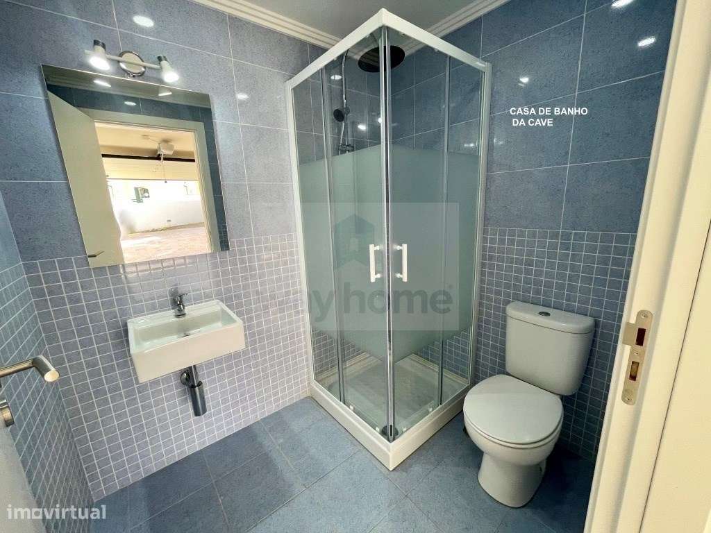 Moradia T4 | Remodelada | Vista de mar | Ericeira-28