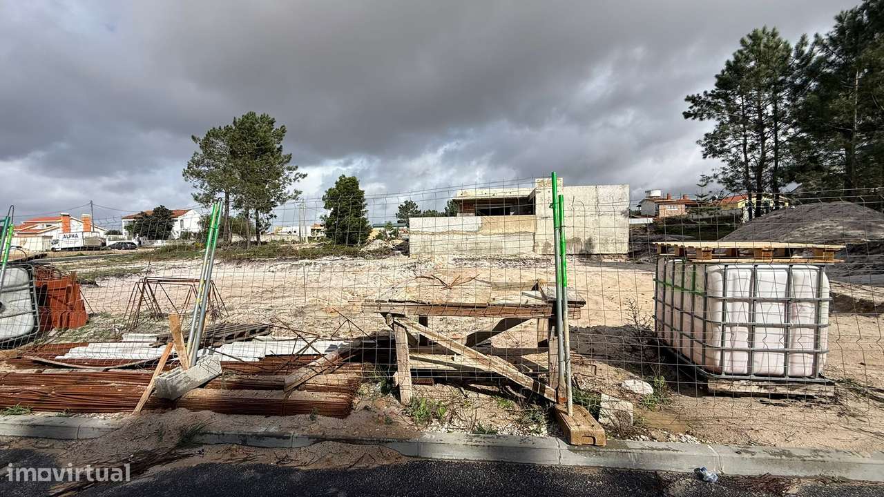 Moradia Térrea T3+1 com Piscina- Conclusão no Final do Ano-10