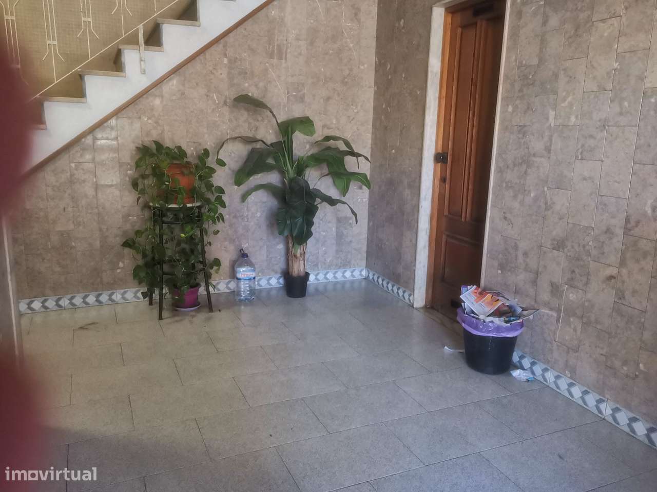 T2 com varanda, elevador e vista urbana - Cidade da Maia-4