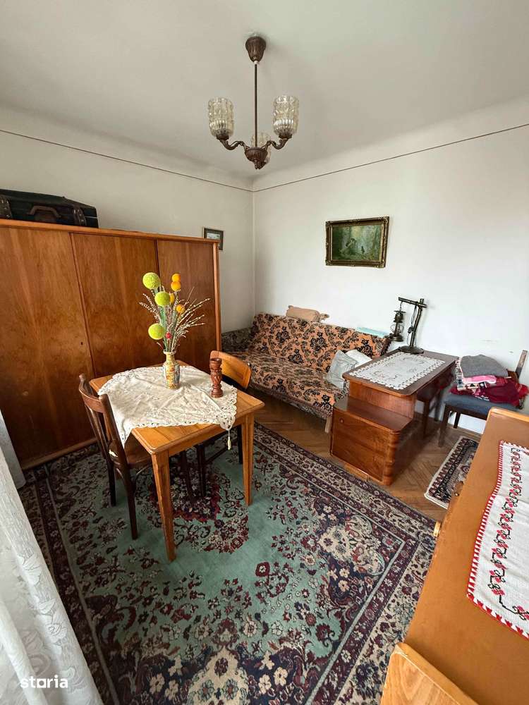 De vânzare apartament 2 camere ZONA CENTRALA-2